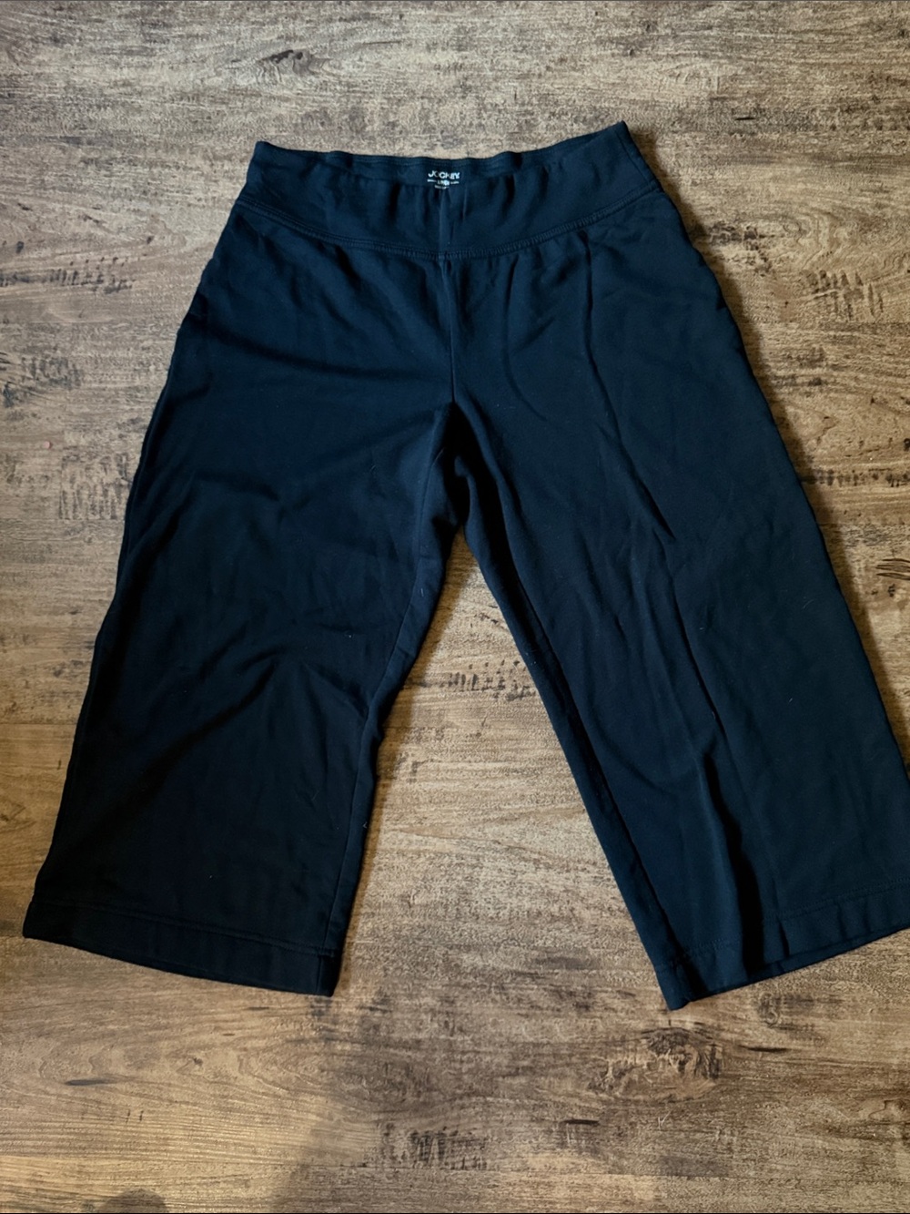 Jockey Black Wide-Leg Capri Leggings size small